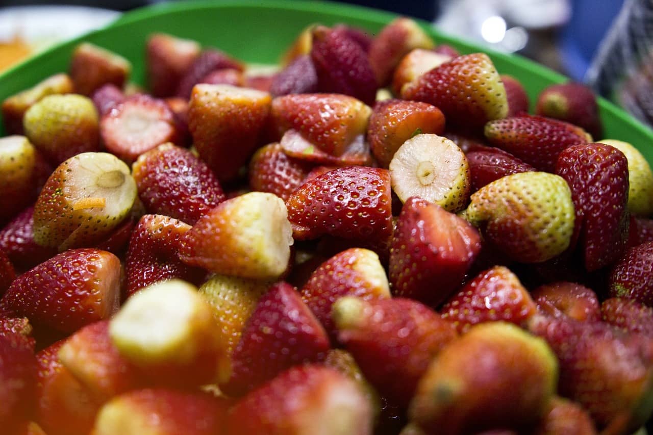 외국의 딸기에 대하여 (맛, 효능, 선호도)