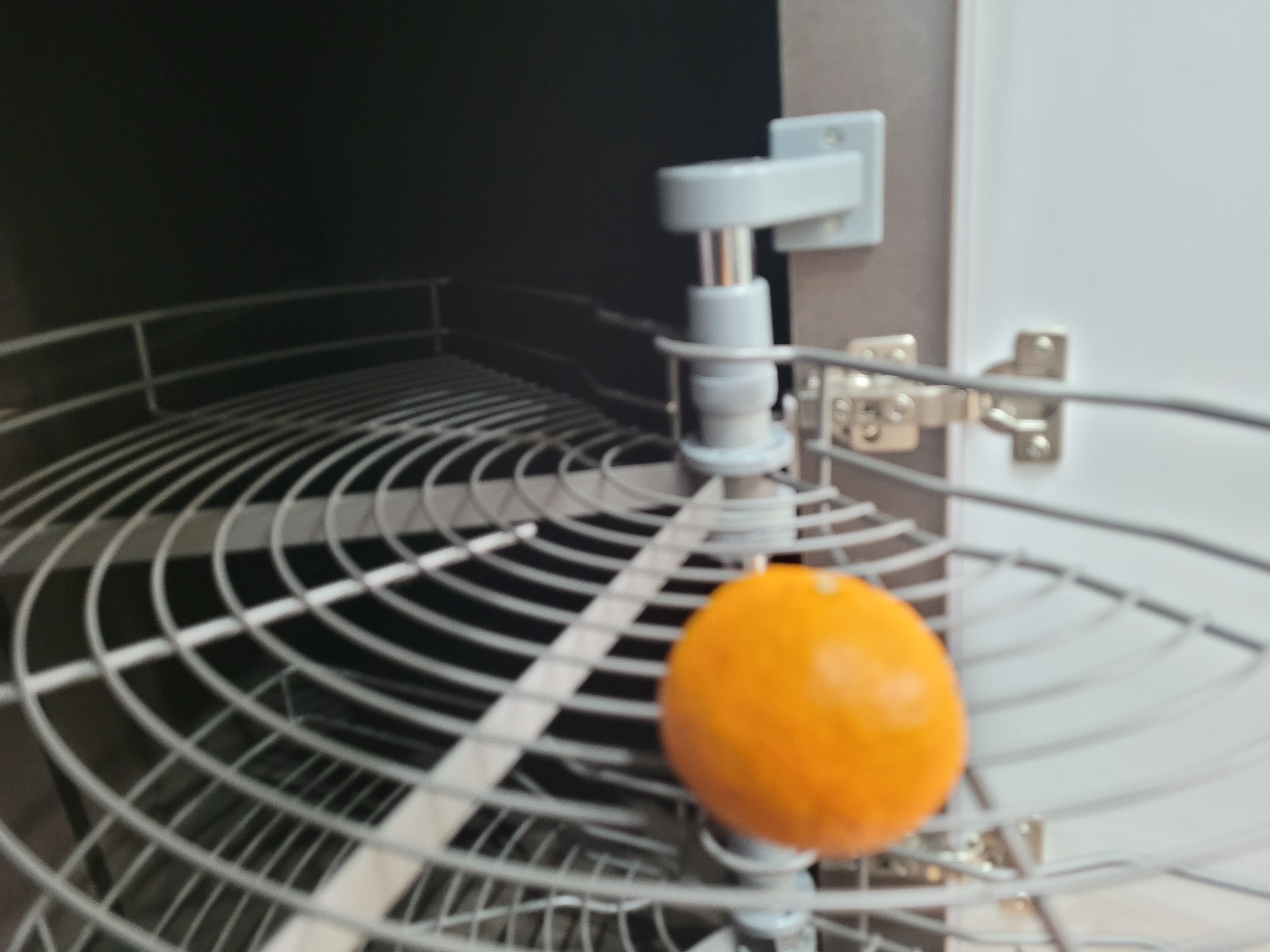 싱크대 수납장 회전선반 설치 사례 3