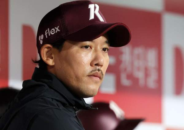키움 이용규 음주운전 순찰차 추돌 사고 전말 면허 취소 불명예 은퇴 KBO 징계 수위 분석