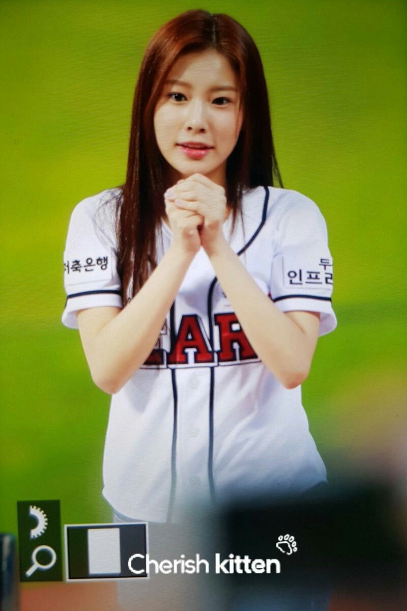 아이즈원 강혜원 몸매 키 아이즈원 강혜원 몸매 키