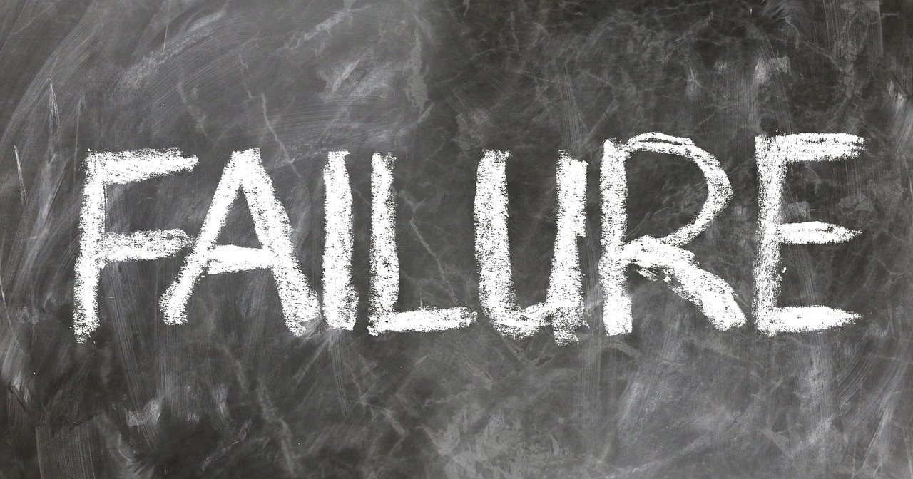 'FAILURE' 흥행 실패를 보여주는 사진