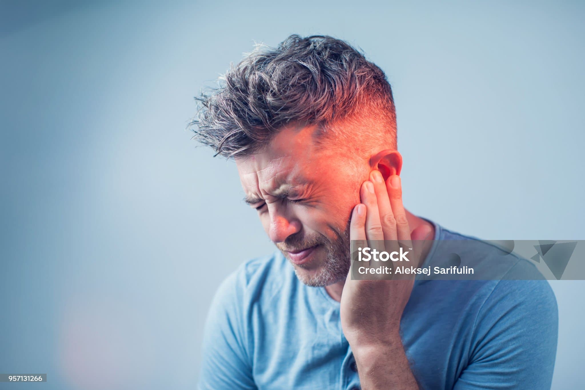 하루 중 스트레스가 가장 높은 순간에만 귀에서 소리가 나는 이유