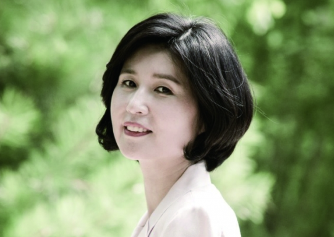 백혜련 화보