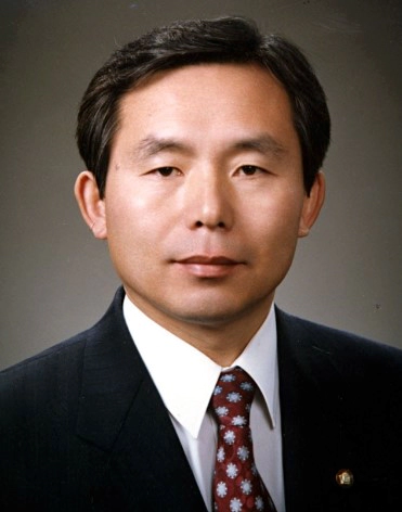 이인제 국회의원 프로필 나이 고향 부인 재산 지역구