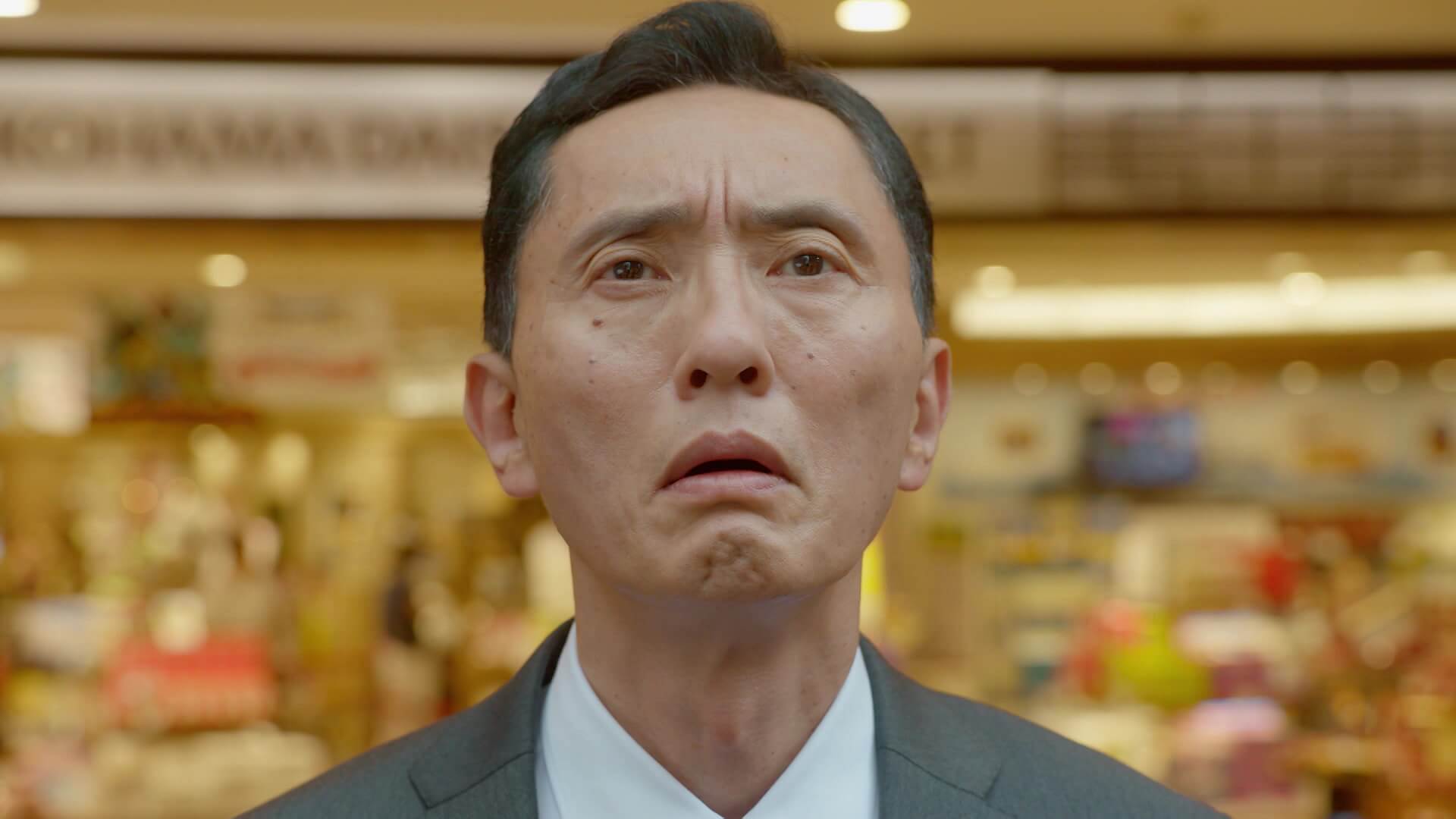 고독한 미식가 주인공이 배고픈 표정을 짓고 있다.