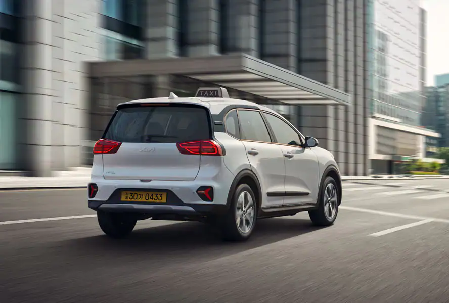 니로 플러스 택시 후면 디자인 출처 기아차 홈페이지