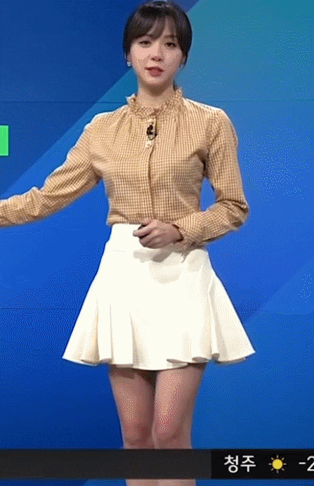 김민아 기상캐스터 움짤