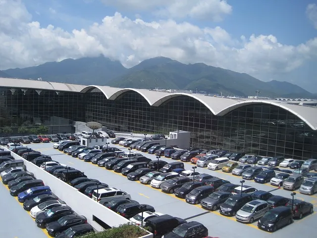 김포공항 주차대행 서비스 - 차량을 주차 요원에게 맡기는 과정