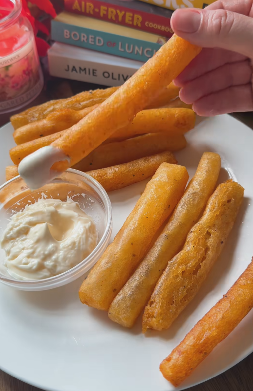 SNS 난리 난 '30cm 롱 감자튀김' 만들기! 겉바속촉 끝판왕 레시피