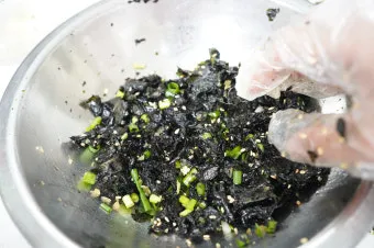 김무침 만드는 황금레시피 및 묵은김 활용 팁 정리_6