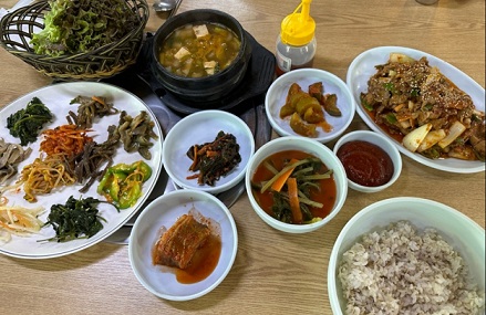 남양주-흑돼지-보리밥정식-봉래식당