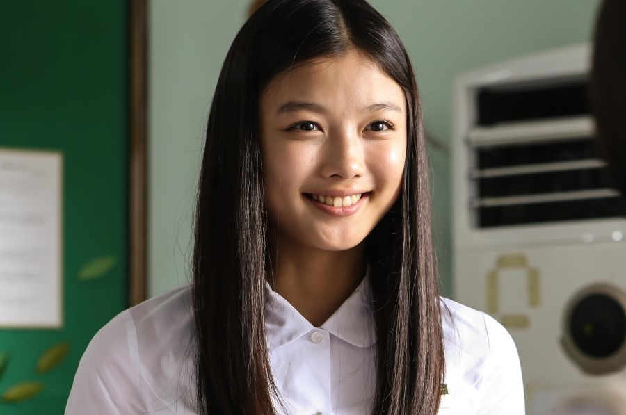 화연(김유정)
