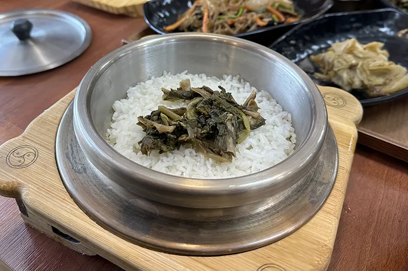 시래마을 시래기 솥밥