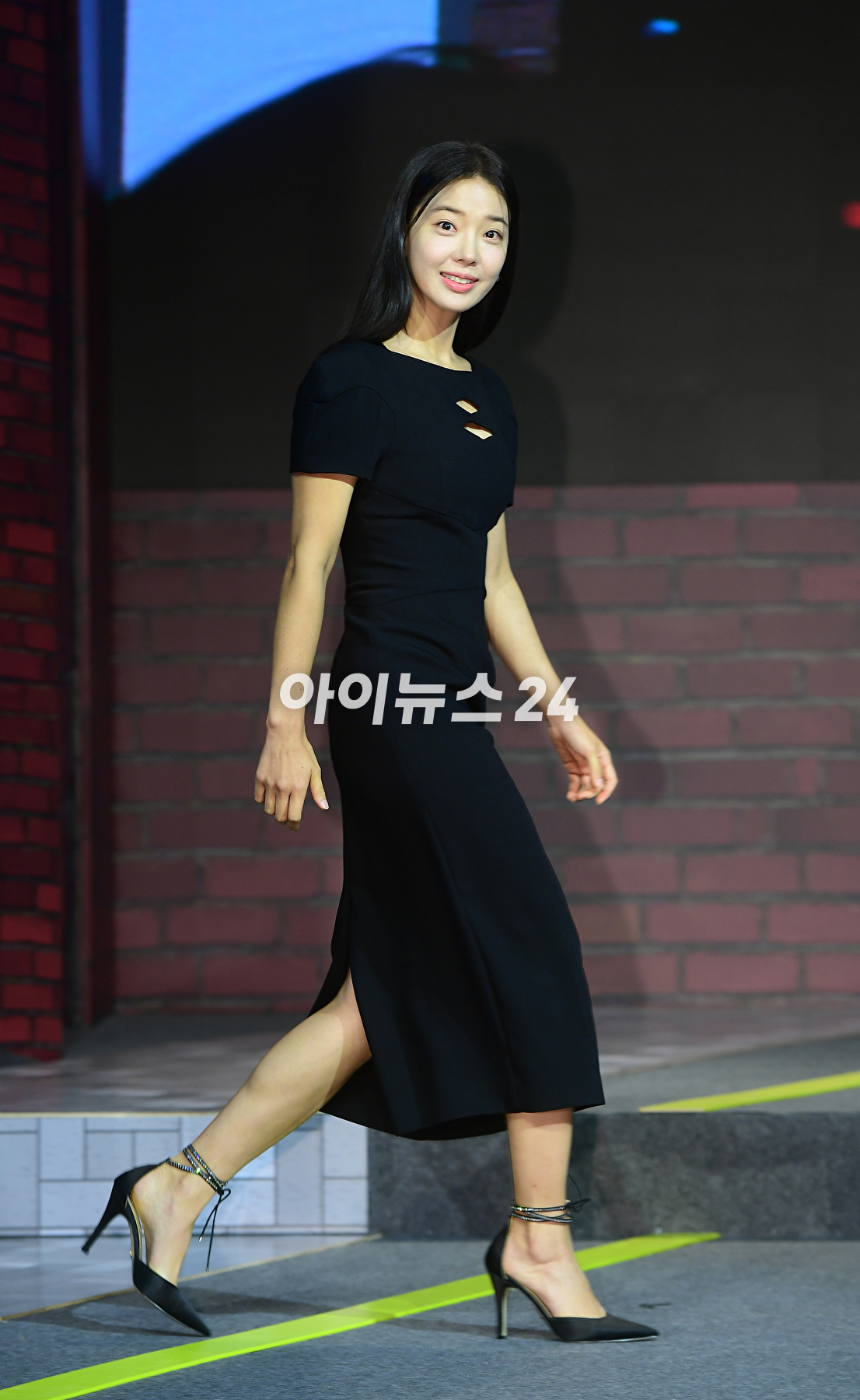 배우 임세미가 26일 오전 서울 강남구 조선팰리스 강남에서 진행된 디즈니+ 오리지널 시리즈 '최악의 악' 제작발표회에 참석하고 있다. [사진=정소희 기자]