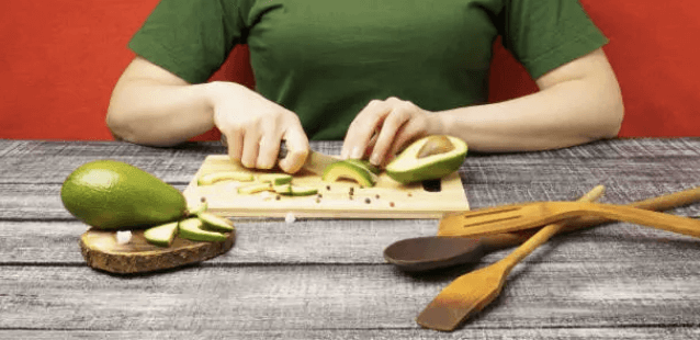 슈퍼푸드 아보카도의 효능, 후숙방법, 보관방법과 아보카도 추천 레시피