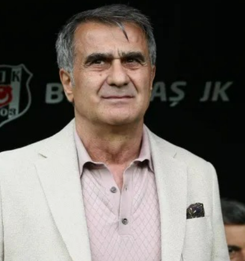 축구감독 후보 명단 
