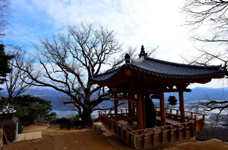 예봉산