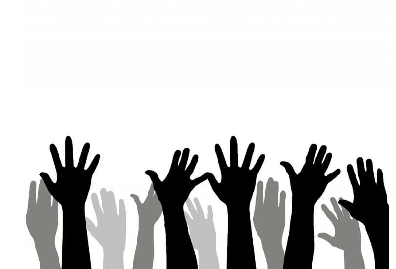 여러 사람의 손