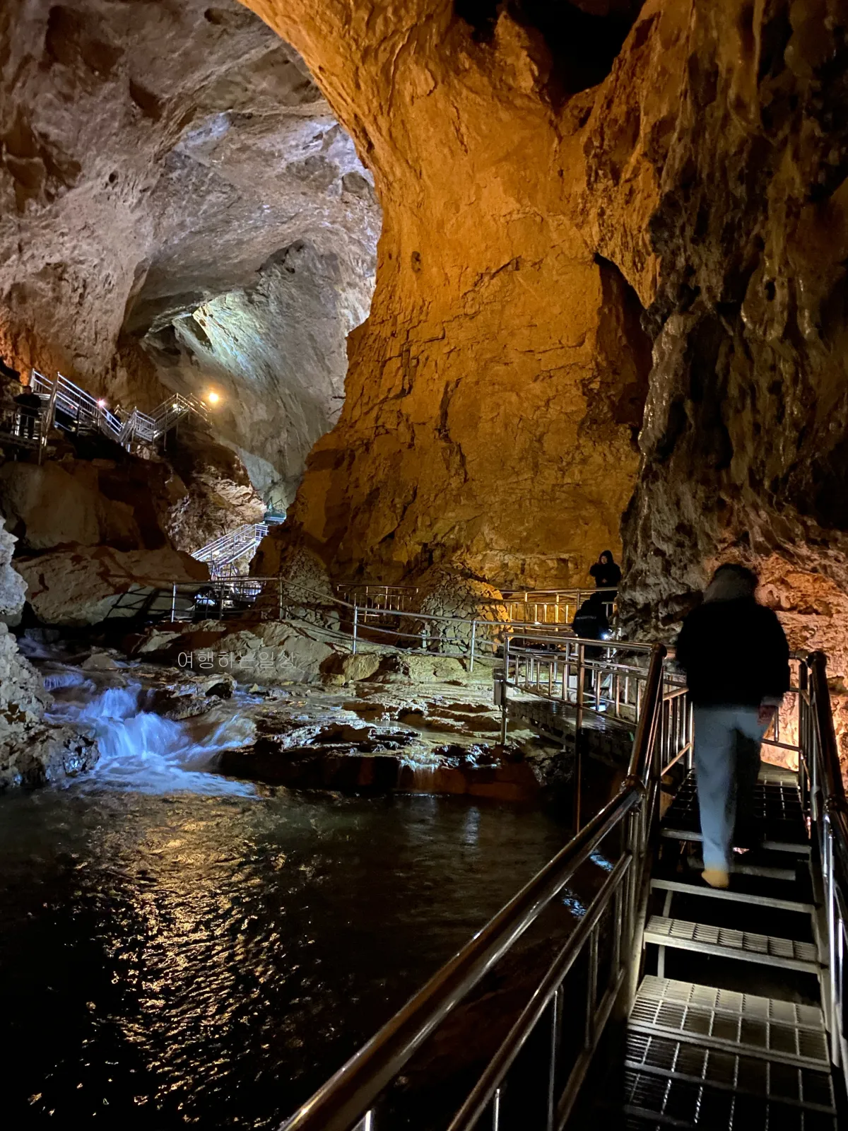 강원도-삼척여행-관광지-추천-눈-오는날-환선굴-방문-후기-모노레일-관람시간