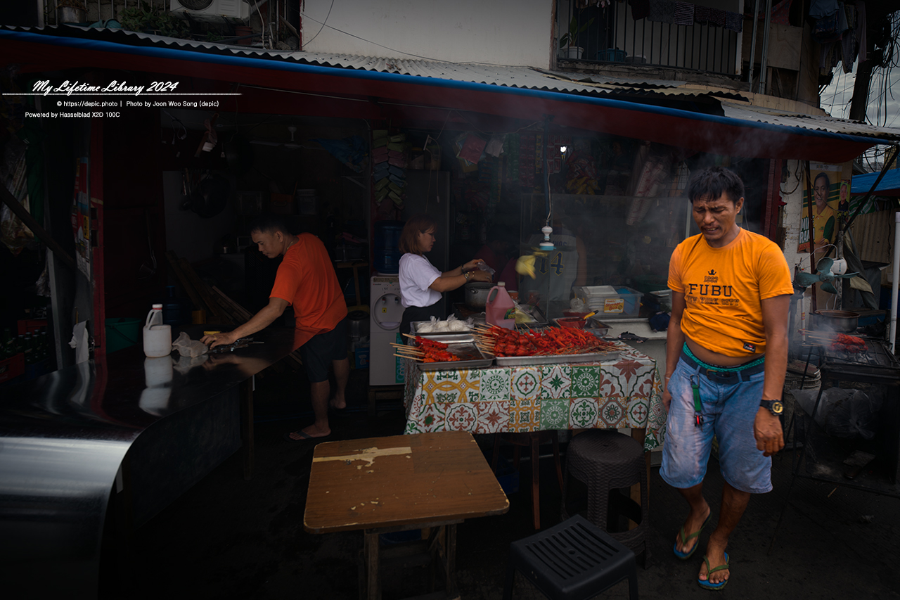필리핀 세부 필리피노 사람들 거리 골목 시장