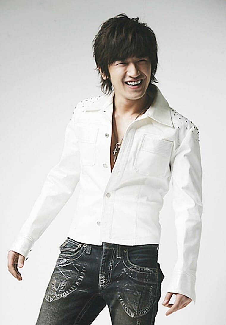가수-이민우