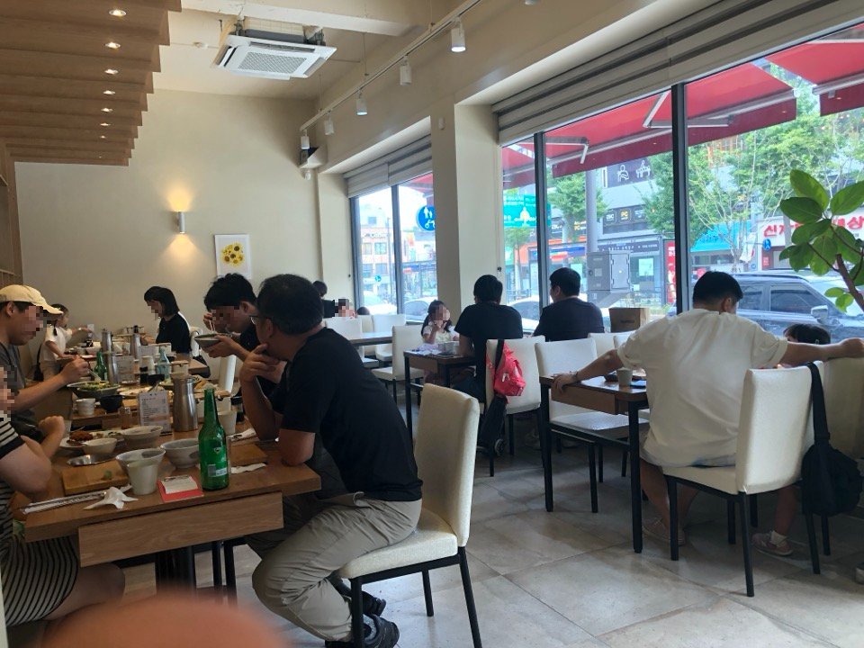 민수랜드-창경궁초밥 내부