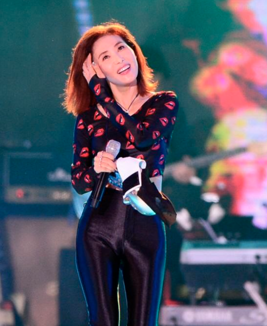 장혜진 가수 무대