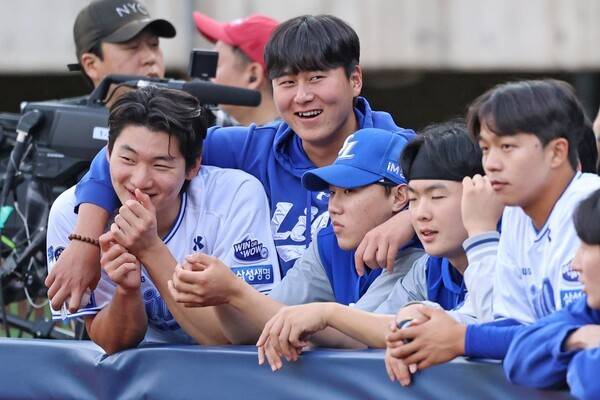 박진만 감독, 삼성과 재계약 연봉 인센티브 옵션 기간 KBO 구단 평가