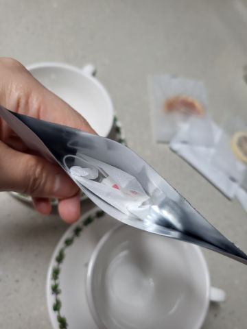 쌍계명차 일상다완 과일허그티캔 티백&amp;#44; 건조과일칩