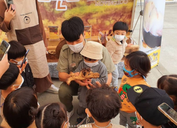 홀리몰리 홈페이지 홀리몰리축제 관련 이미지입니다.