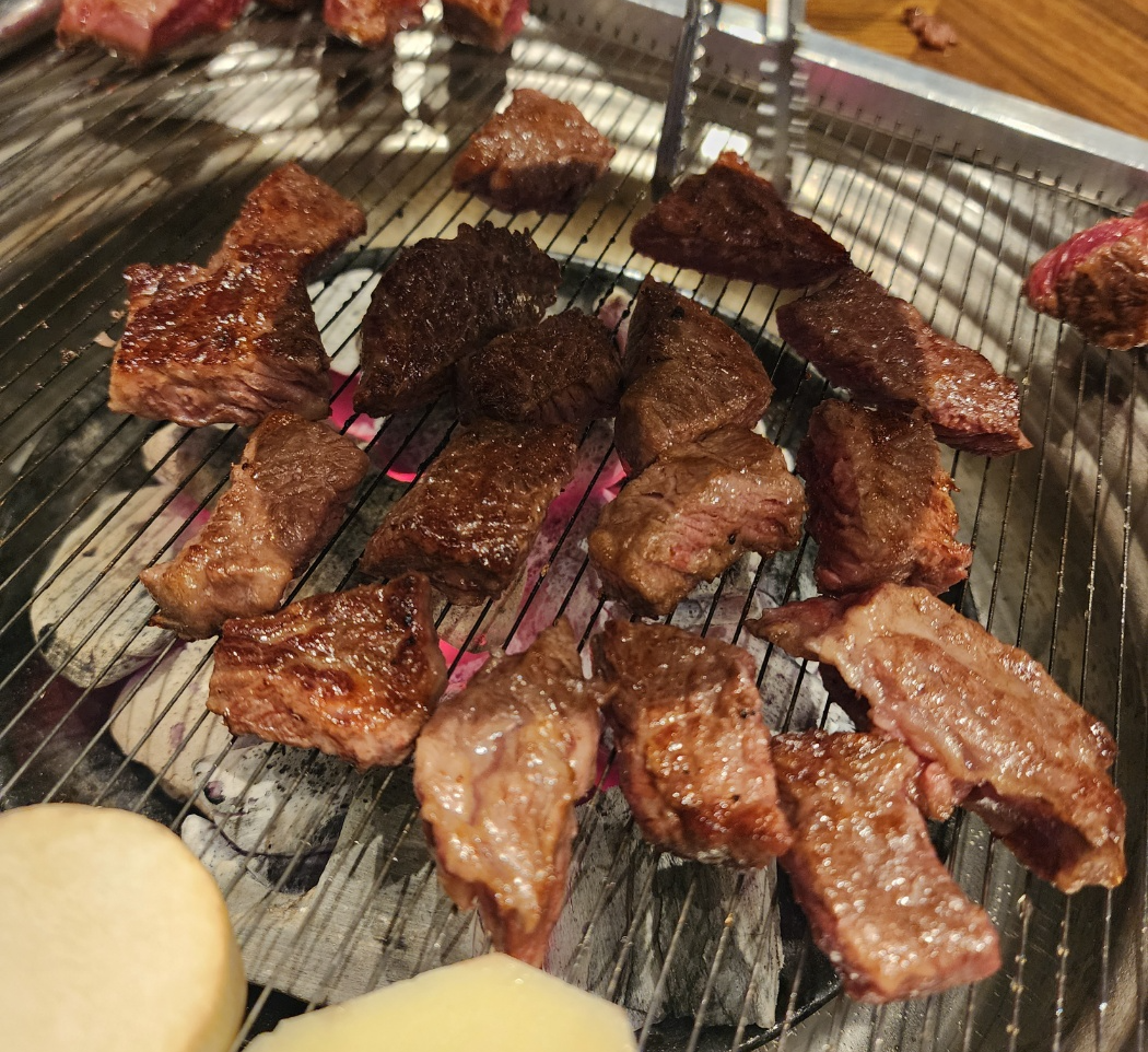 불판위에 꽃등심