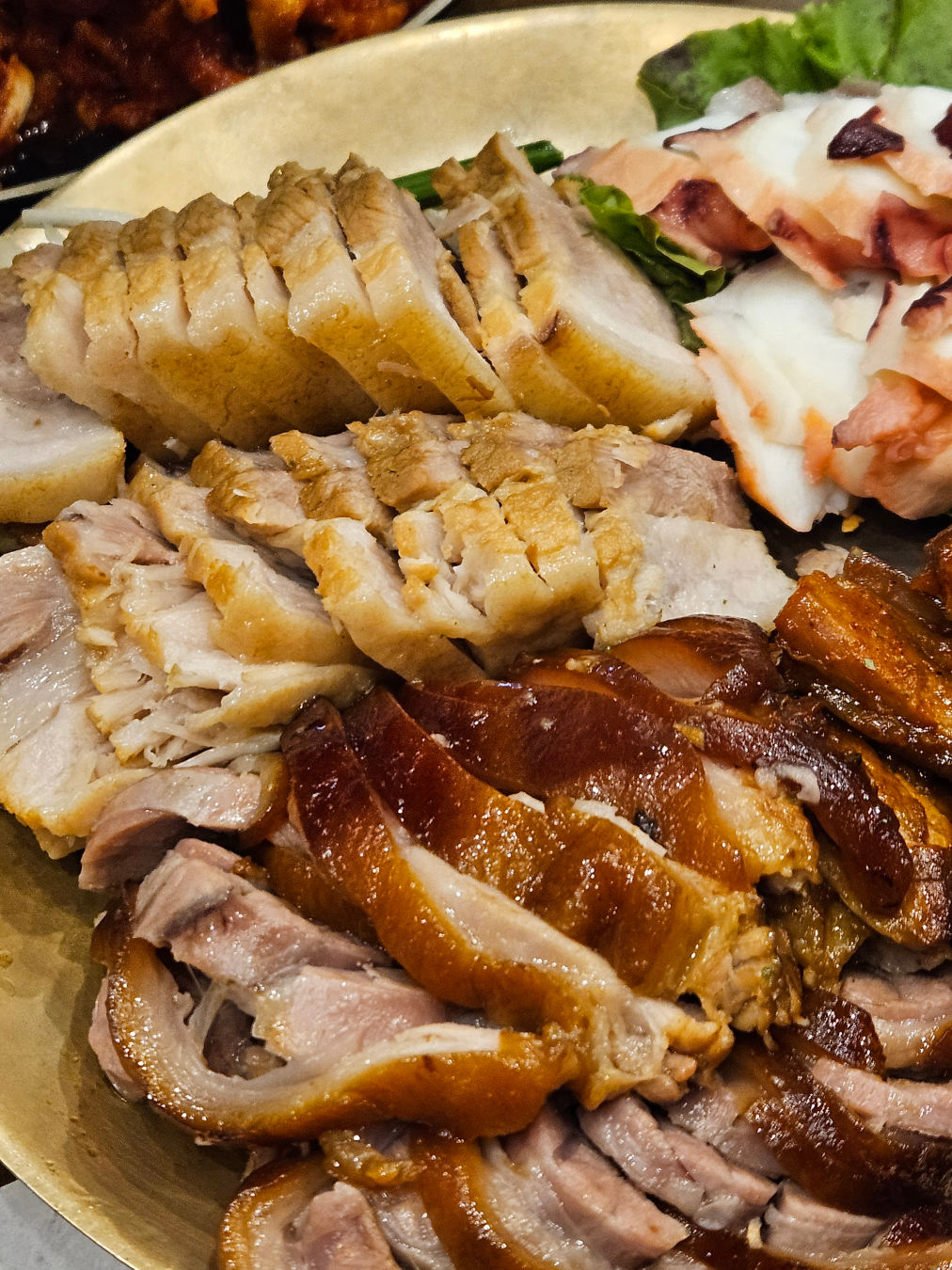 야들야들한 보약족발보쌈