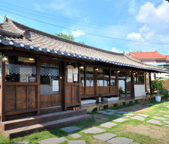 오늘N 한국식아포가토 한방홍시 단지금귤무스케이크 흑임자크림라떼 과일팬케이크 카페 충북 제천 카페1929 커피한잔할래요