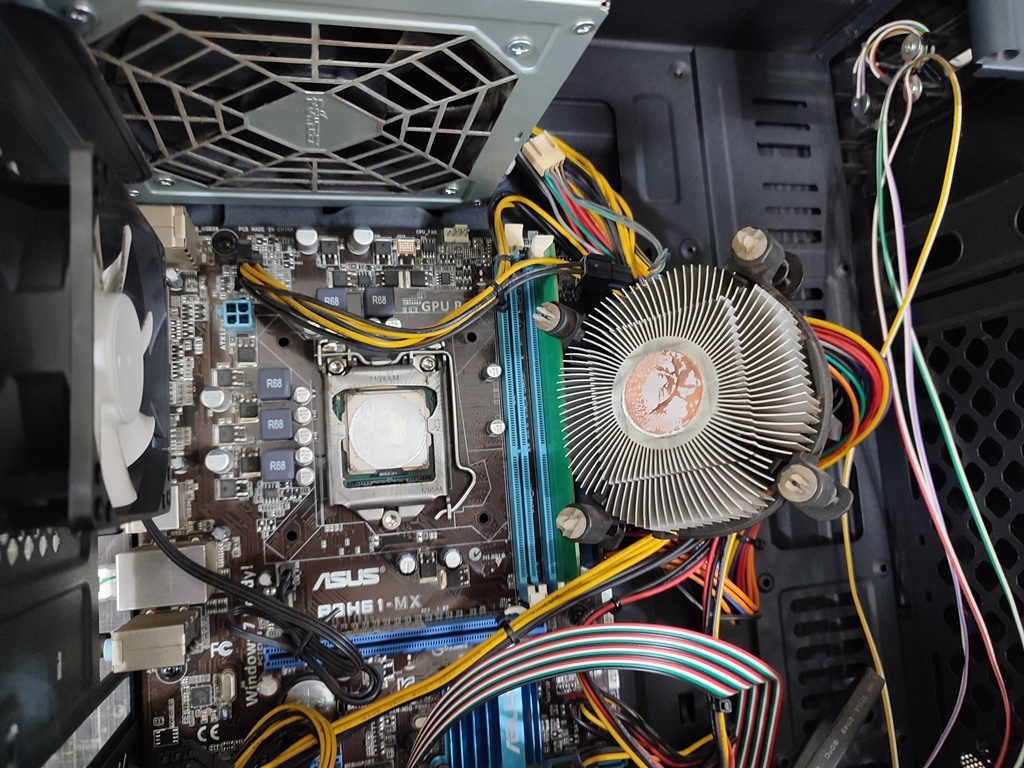 CPU 청소 중