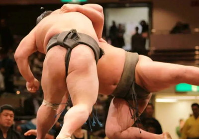 기량을 선보이는 리키시들