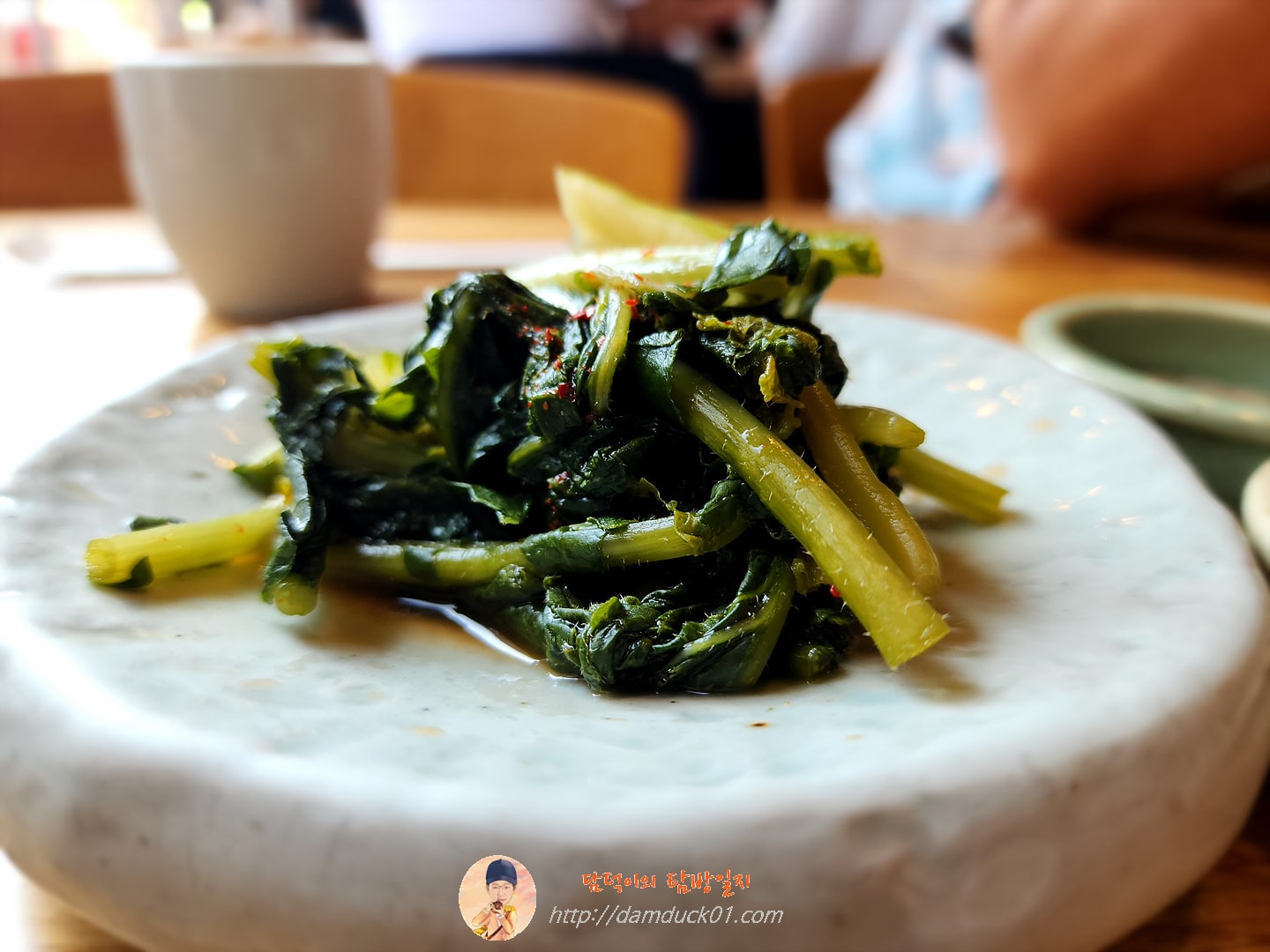 샘밭막국수 반찬