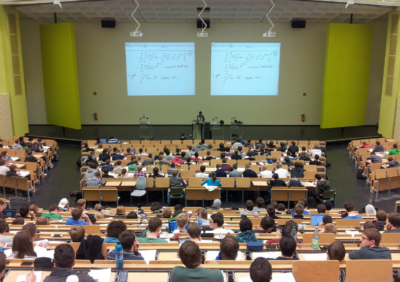 사립대 등록금 인상 배경과 전망 관련 사진