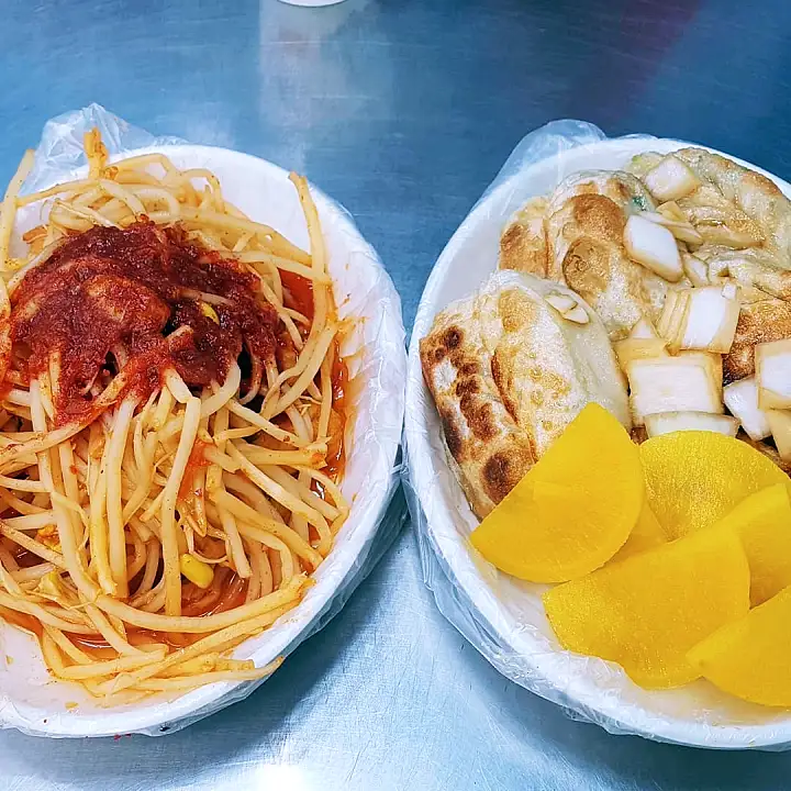 생방송오늘저녁 대구 서문시장 나뭇잎 손만두 찐만두 매콤 양념오뎅 맛집 추천