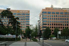 OTT 요금 100% 할인 받는 방법(넷플릭스 디즈니 플러스 웨이브 왓챠 티빙 유튜브 프리미엄 등)