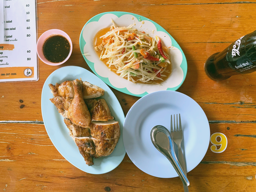 치앙마이 치킨 맛집 추천 님만 로컬 맛집 까이앙청더이 vs 위치안부리 비교 리뷰
