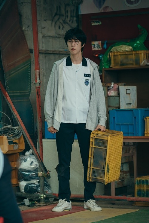 홍경 (오범석 역)