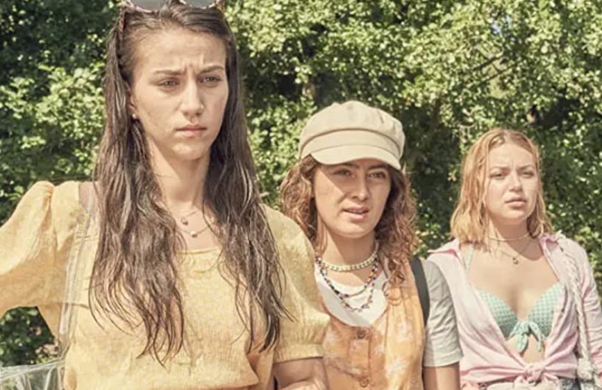 피기 영화 추천 다시보기 줄거리 결말 후기 리뷰 스포일러