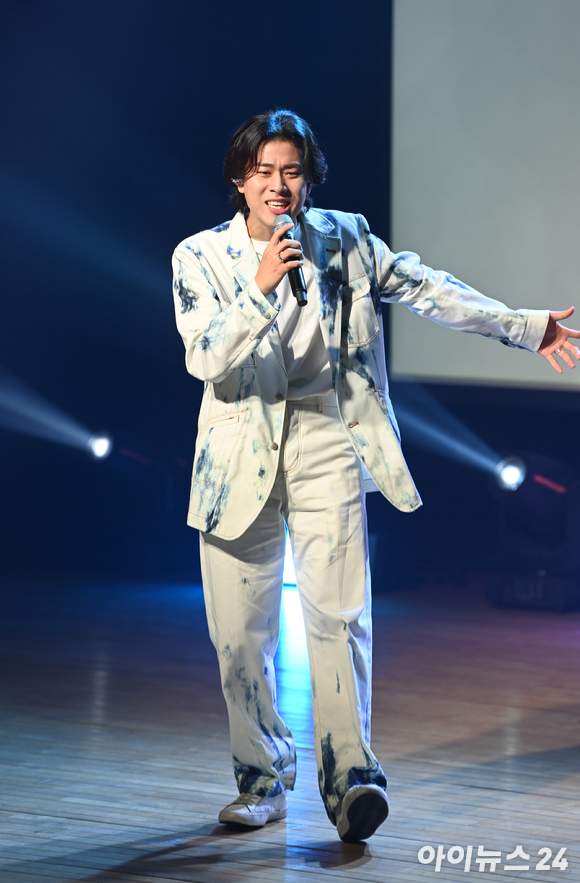이무진 
