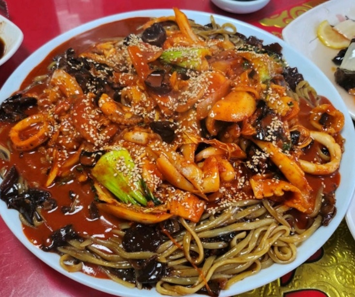 백반기행-논산-쟁반짜장-진흥반점