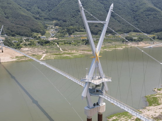 영천 보현산댐 출렁다리