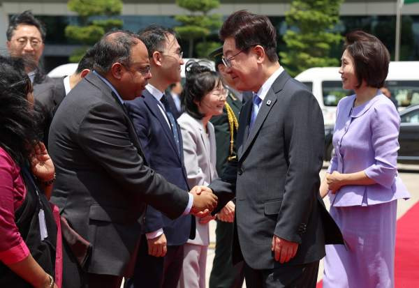 이 대통령 베트남 출발: 인도 성과 정리 및 하노이 정상회담 일정 총정리 (2030 경제 로드맵 포함)