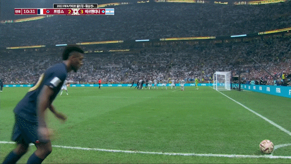 연장 후반 패널티킥 얻어내는 음바페 슛