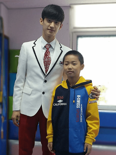 박태준 선수 어릴적 사진