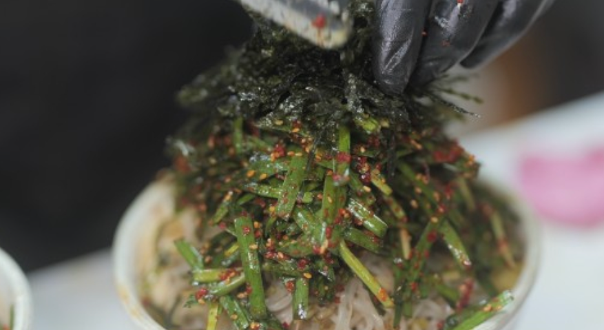 산더미잔치국수집