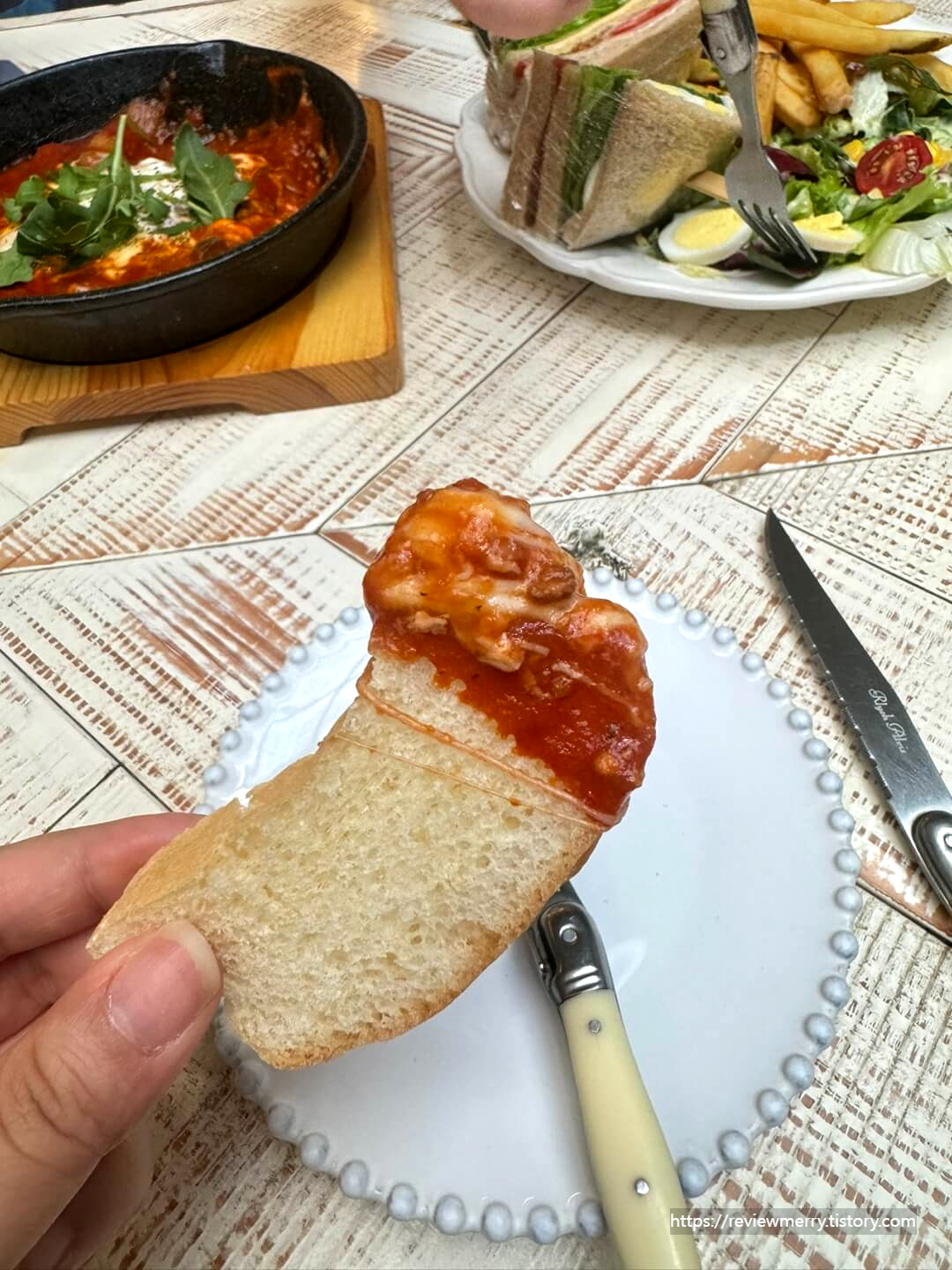 치아바타와 에그인 헬